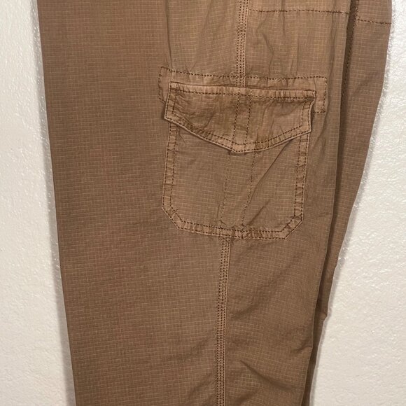 Sonoma Womens Cargo Pants Size 16 Khaki Light Brown Comfortable Elastic Waist - Picture 5 of 16